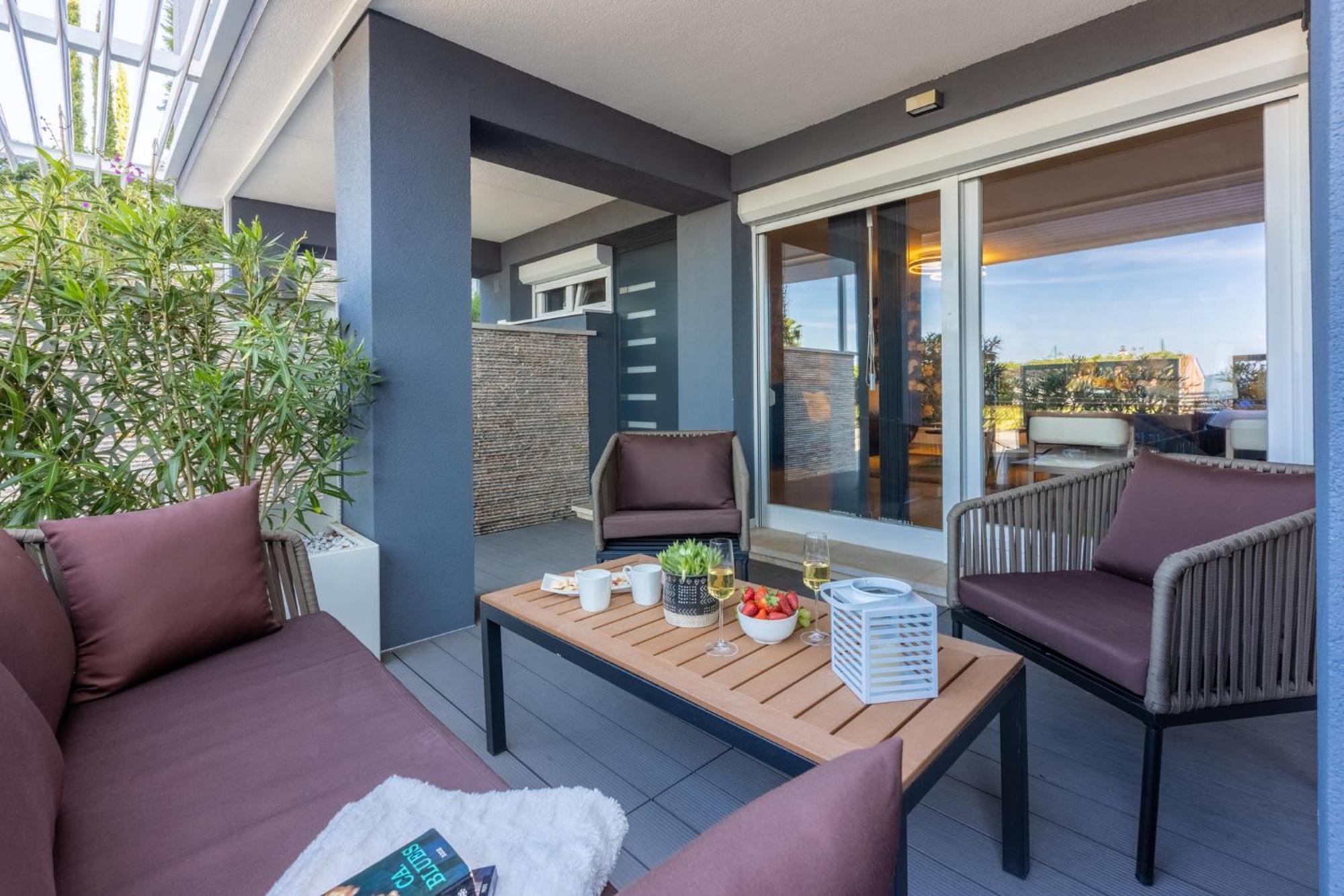 Panoramica Apartment With Whirlpool Crikvenica Kültér fotó